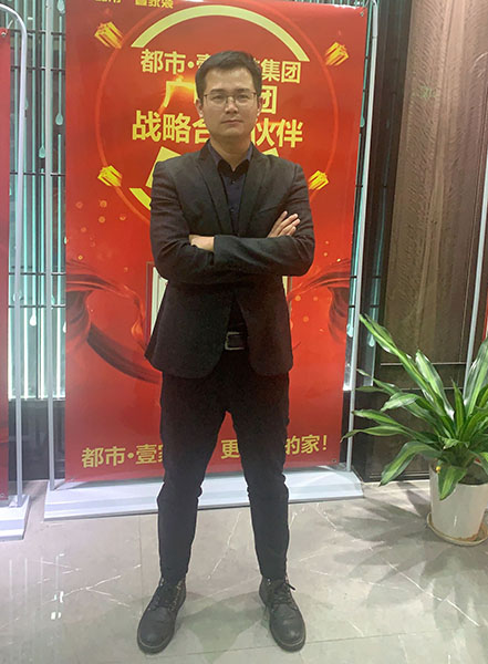 都市壹家裝優(yōu)秀設(shè)計(jì)師——廖國福